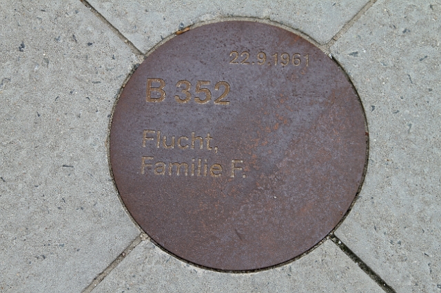 105 Bernauer Strasse.JPG
